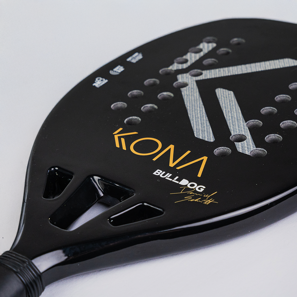 KONA BEACH TENNIS - Bulldog Titanium - Daniel Schmitt